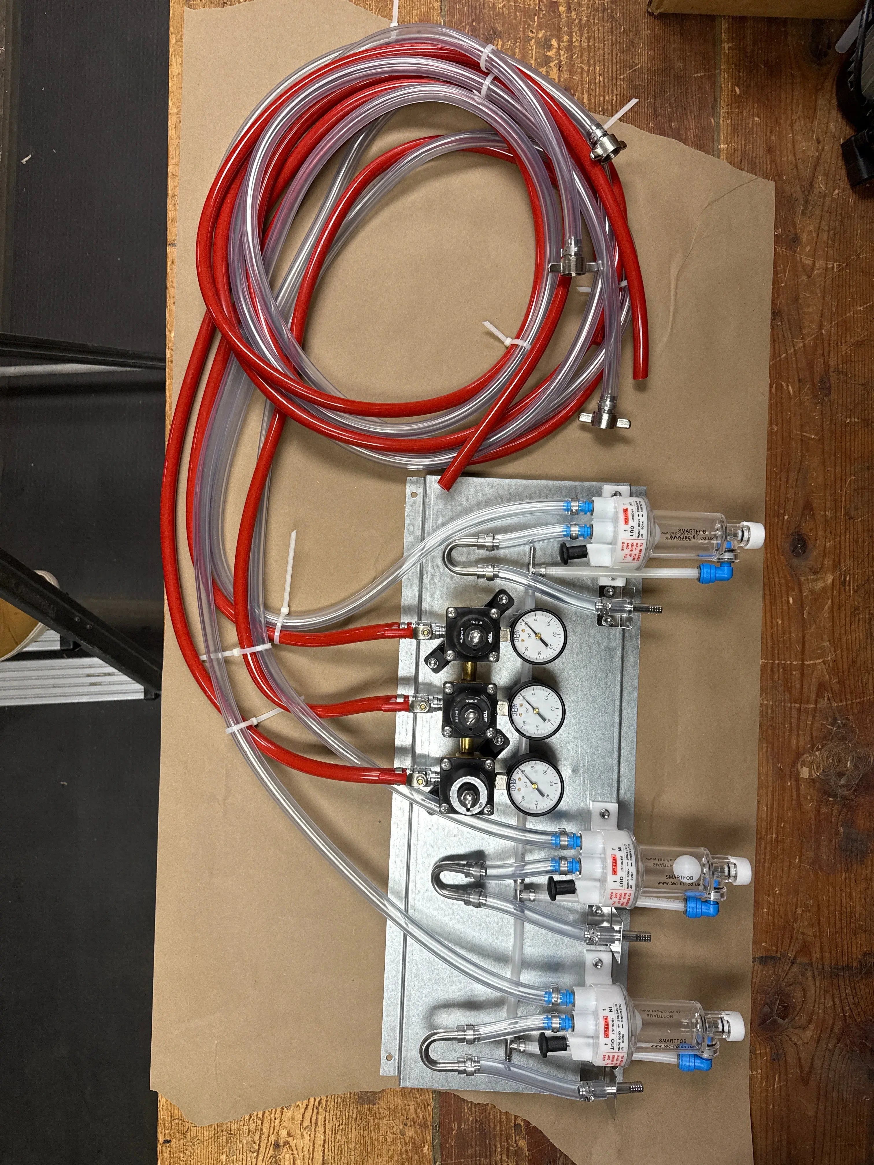 Three Product Secondary Regulator Wall Panel With Wall Brackets, Beer Jumpers, Air Line, Fittings And FOBs Wholesale Beer Parts